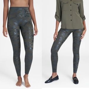 SPANX Faux Leather Camo Leggings - Green - XS